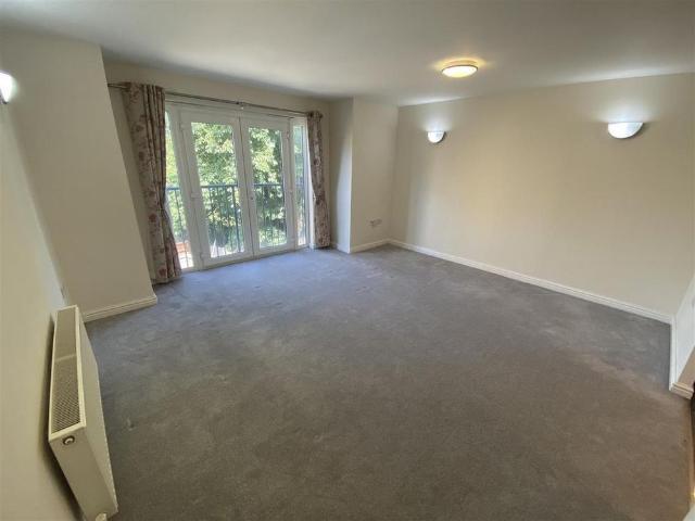 House for rent in Lindley, West Yorkshire