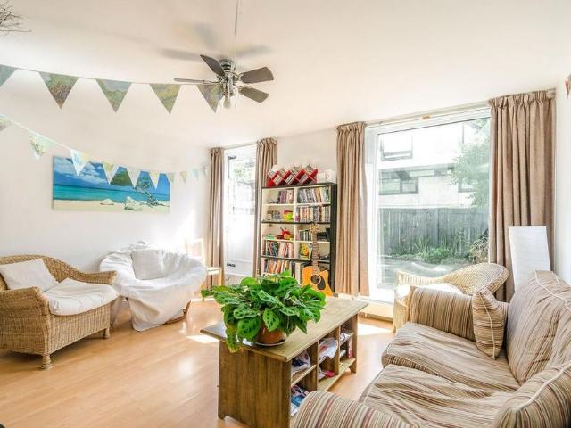 House for rent in Kentish Town, Greater London