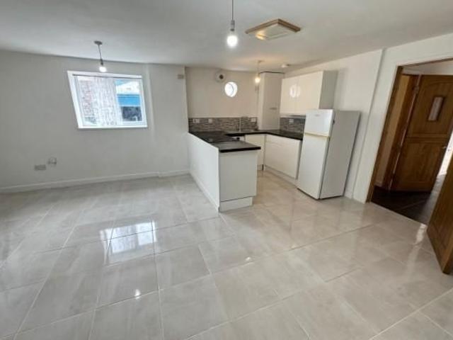 House for rent in Falcon Lodge, Wales