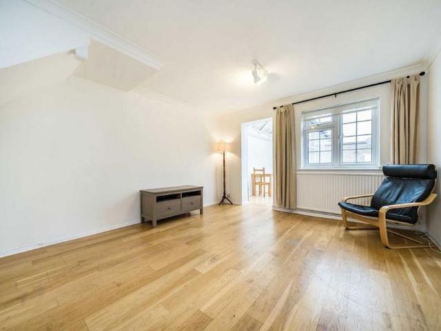 House for rent in London Borough of Wandsworth, Greater London