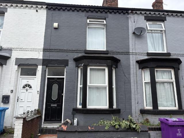House for rent in Calderstones
