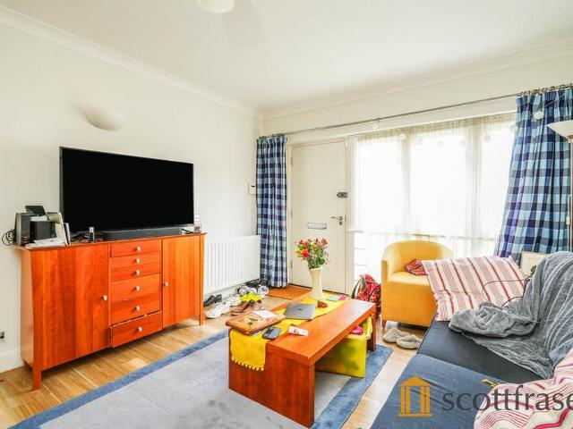 House for rent in St Clement's, The Slade