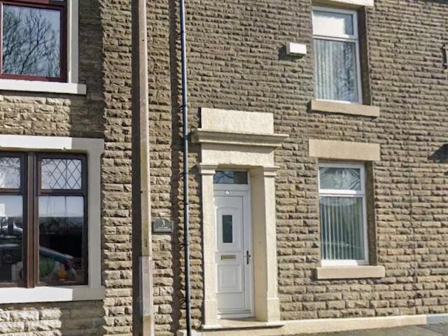 House for rent in Blackamoor, Guide