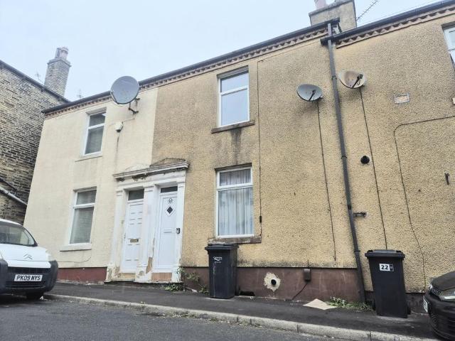 House for rent in West Vale, West Yorkshire