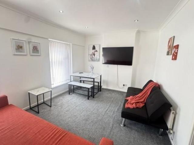 House for rent in Falcon Lodge, Wales