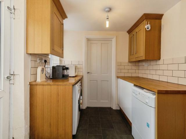 House for rent in Kingswood