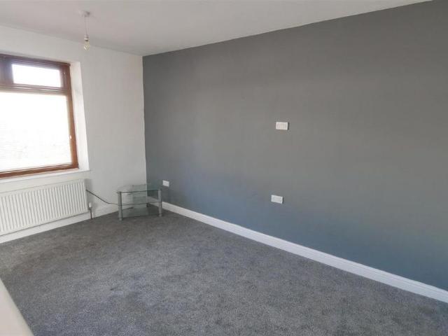 House for rent in Dewsbury, Kirklees