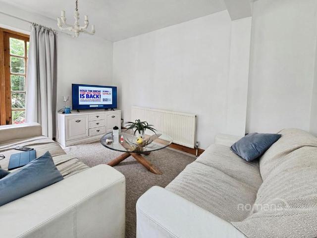 House for rent in Windlesham, Surrey Heath
