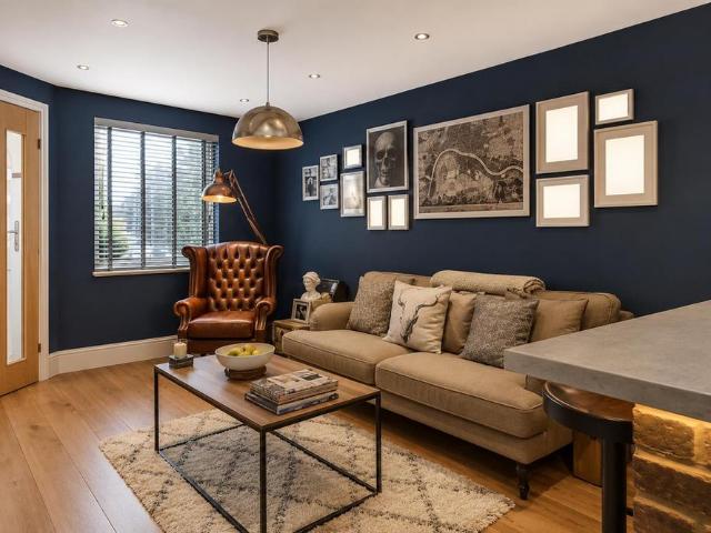 House for rent in Red Hill, Surrey