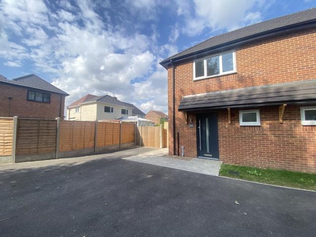 House for rent in Alverton, East Midlands