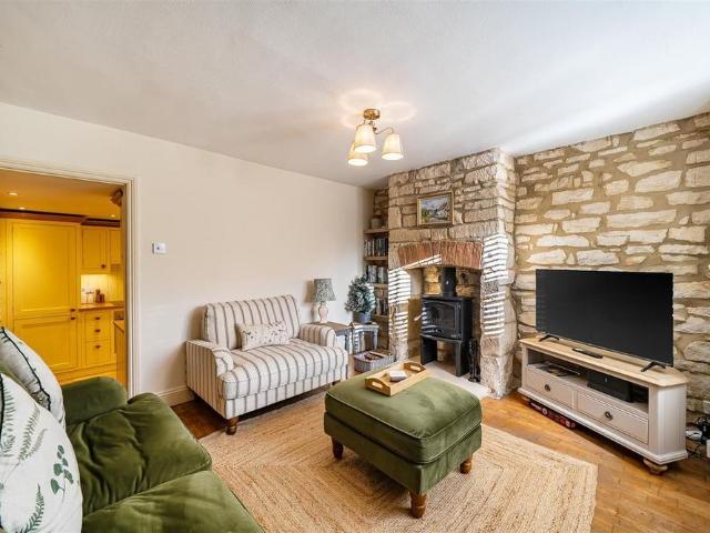 House for rent in Winchcombe, Pamington