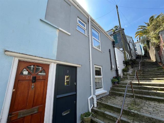 House for rent in Strode, Devon