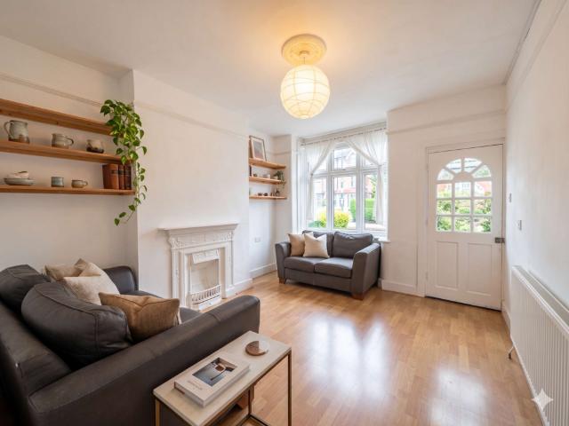 House for rent in London Borough of Merton, Collier's Wood
