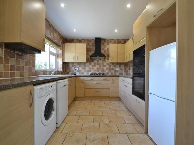 Bungalow for rent in West Chiltington, Horsham