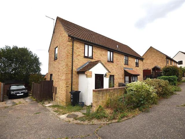 House for rent in Lawford, Dale Hill