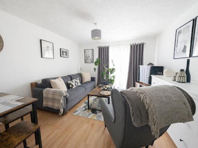 House for rent in Littlecote, West Sussex