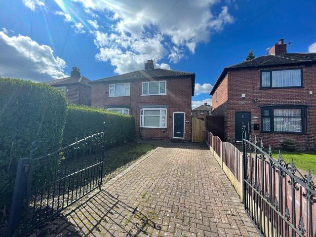 House for rent in Haughton Green, Greenheys