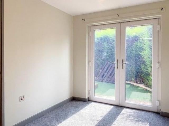 House for rent in Daw Green, Kirklees