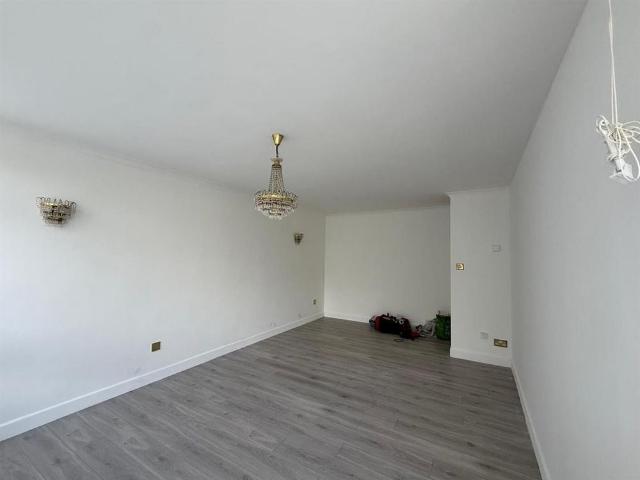 House for rent in Hendon, Greater London