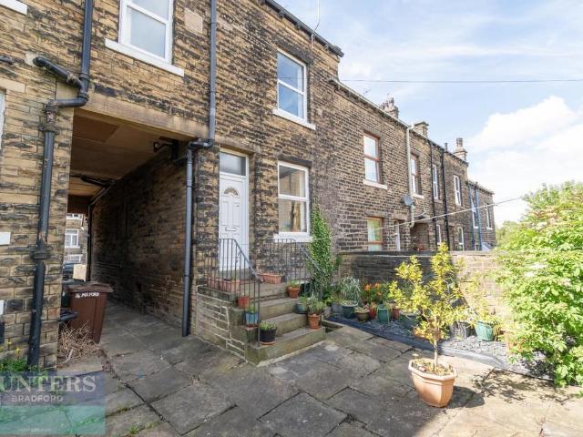 House for rent in Frizinghall, West Yorkshire