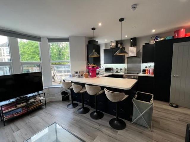 House for rent in Plasnewydd, Falcon Lodge