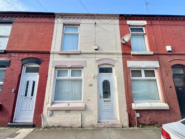 House for rent in Stoneycroft, Calderstones
