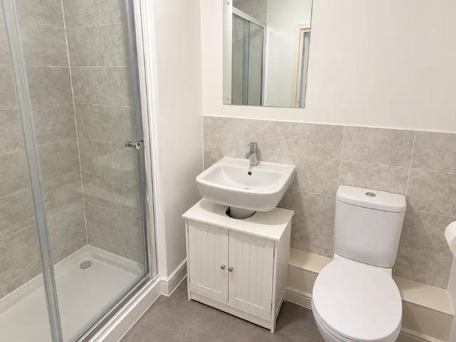 Apartment for rent in Knightswood Place, Greater London