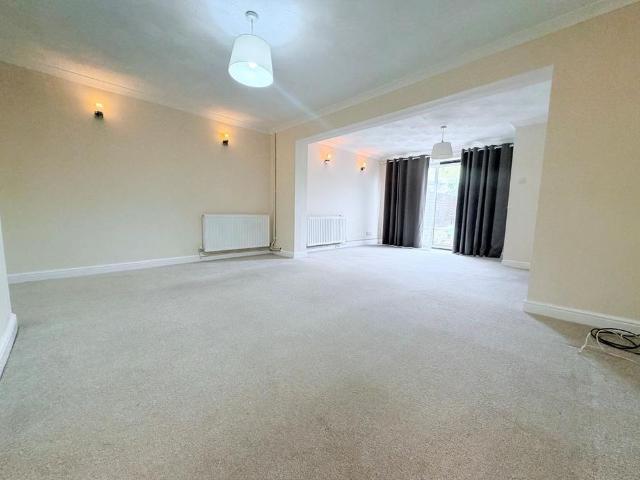 House for rent in Brickhill, Bedford