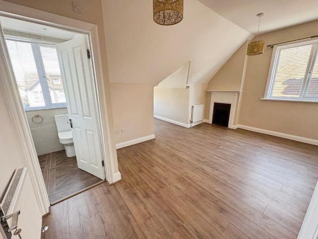 Apartment for rent in Alton Barnes, Essex