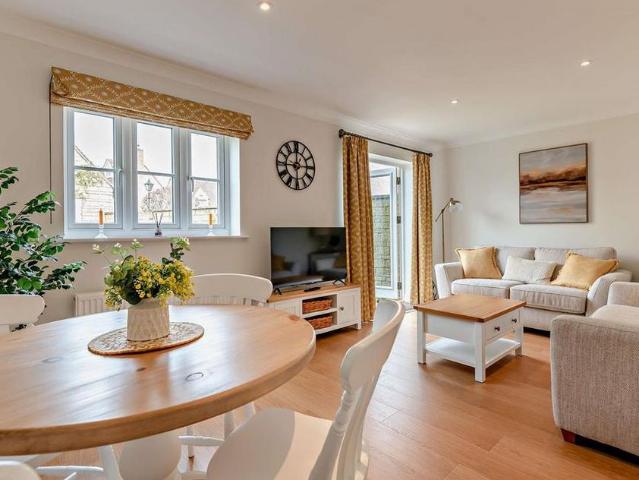 House for rent in Holdenhurst, Bournemouth