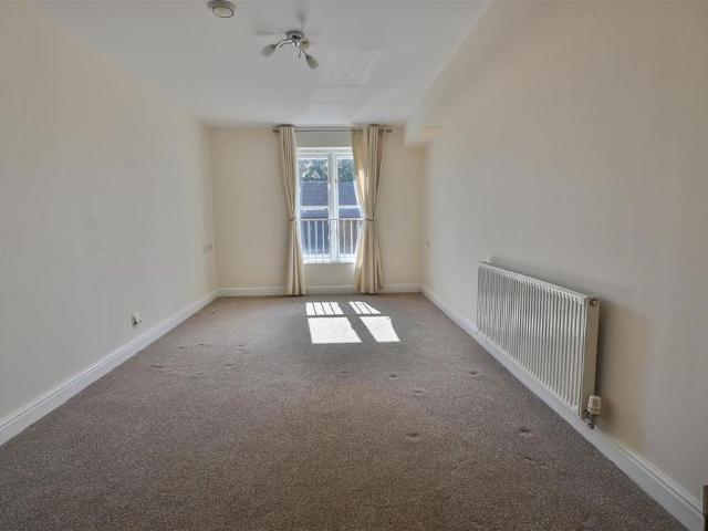 House for rent in Coxtie Green, Navestock Side
