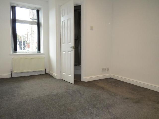 House for rent in Exley, West Yorkshire