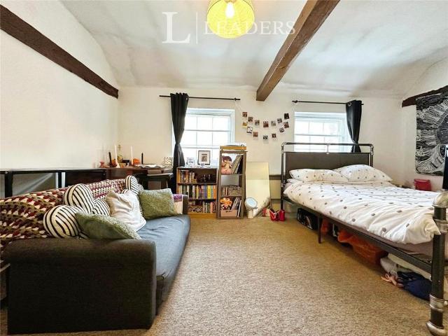 House for rent in Lakenham, East Bank