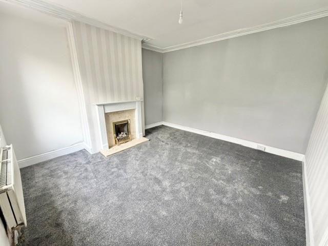 House for rent in Akroydon, Halifax