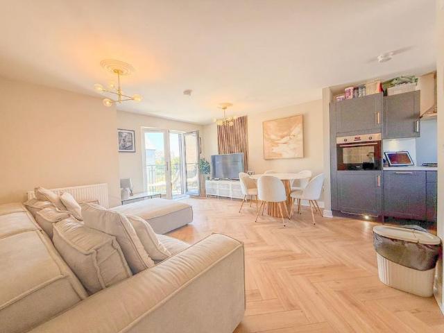 House for rent in Berwick Green, Catbrain