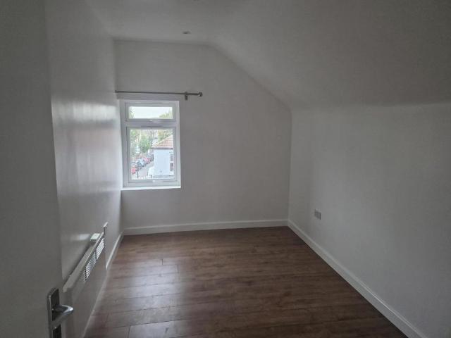 House for rent in London Borough of Ealing, Greater London