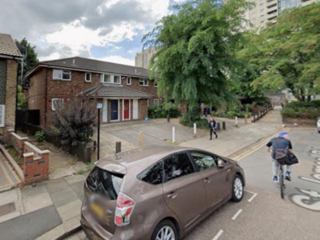 House for rent in Lower Edmonton, Greater London
