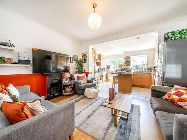 House for rent in Hampton, Greater London