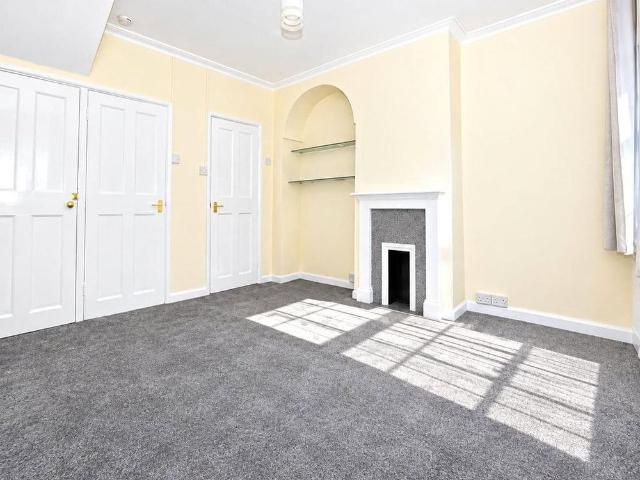 House for rent in London Borough of Croydon, Greater London