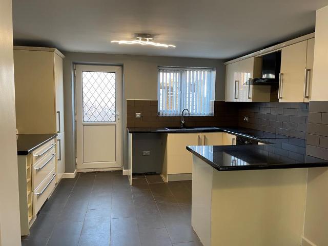 House for rent in Micklefields, Wakefield