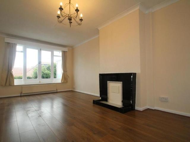 House for rent in Bardsey, West Yorkshire