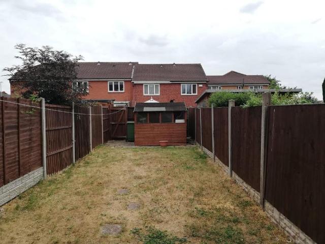 House for rent in Leyfields, Kettlebrook