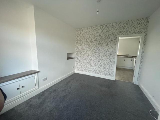 House for rent in Haughton Green, Greenheys