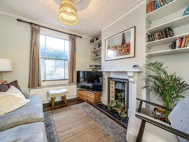 House for rent in Kensal Town, Greater London
