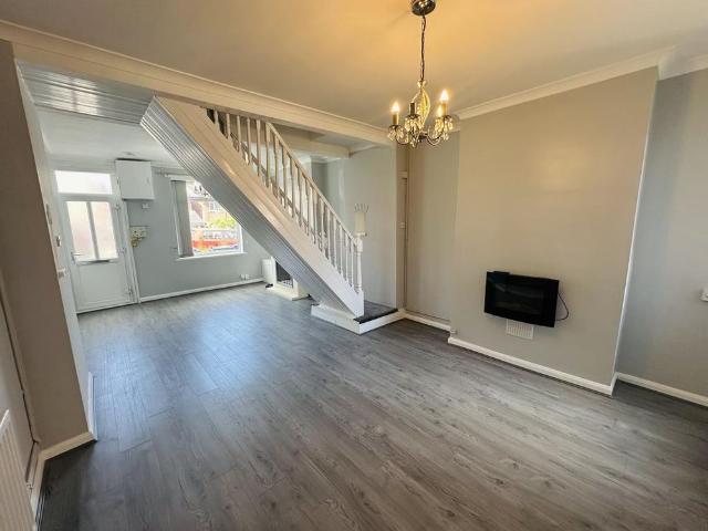 House for rent in Norton-Le-Moors, Ball Green