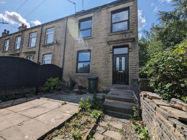 House for rent in Huddersfield, West Yorkshire