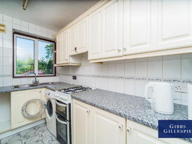 House for rent in Hatch End, Greater London