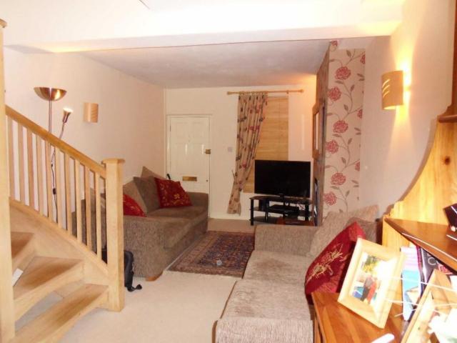 House for rent in Llanbadoc, Wales