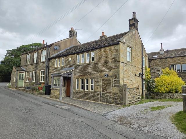 House for rent in Booth House, Kirklees