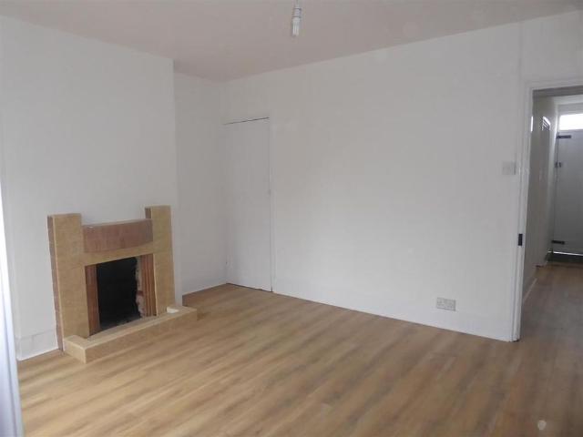 House for rent in Broad Oak, The Bridge